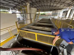 Limpeza de estação de tratamento